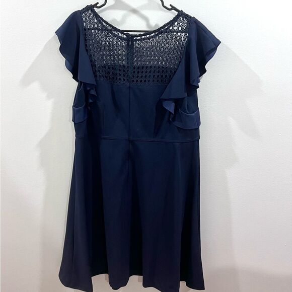 Taylor navy flutter sleeve lace yoke stretch dress size 16W - Picture 6 of 9